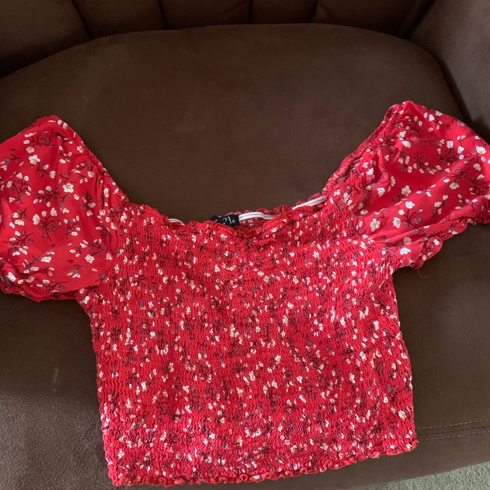 Crop top